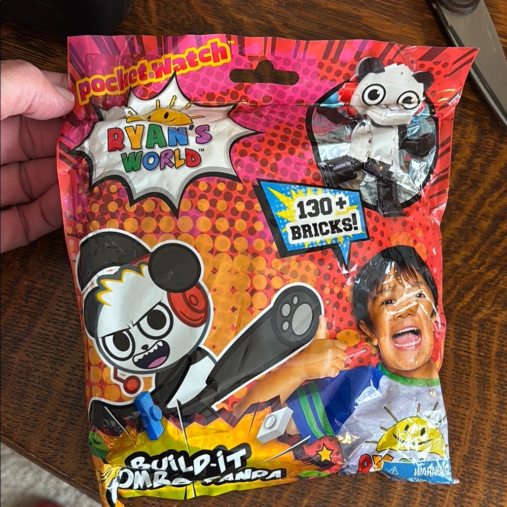 ♦️3 for $15 ♦️ Ryan’s World Build it Fig Combo Panda